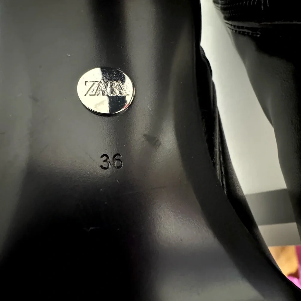 Zara Women’s Sleek Black Pointed Heeled Boots - Picture 7 of 9